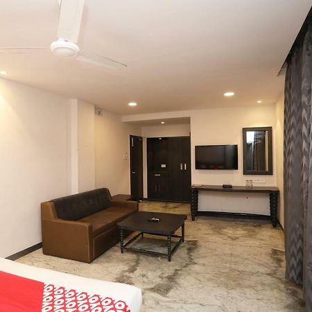 Oyo 15966 Hotel Shivam Καλκούτα Εξωτερικό φωτογραφία