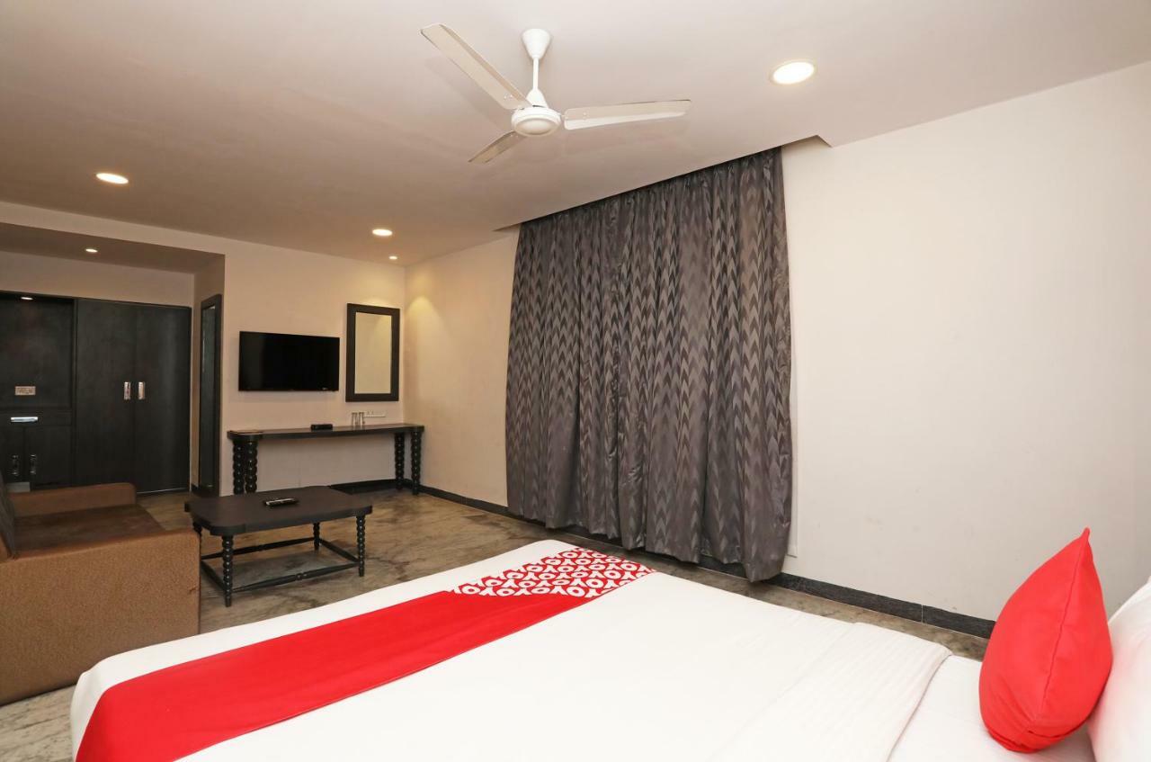 Oyo 15966 Hotel Shivam Καλκούτα Εξωτερικό φωτογραφία